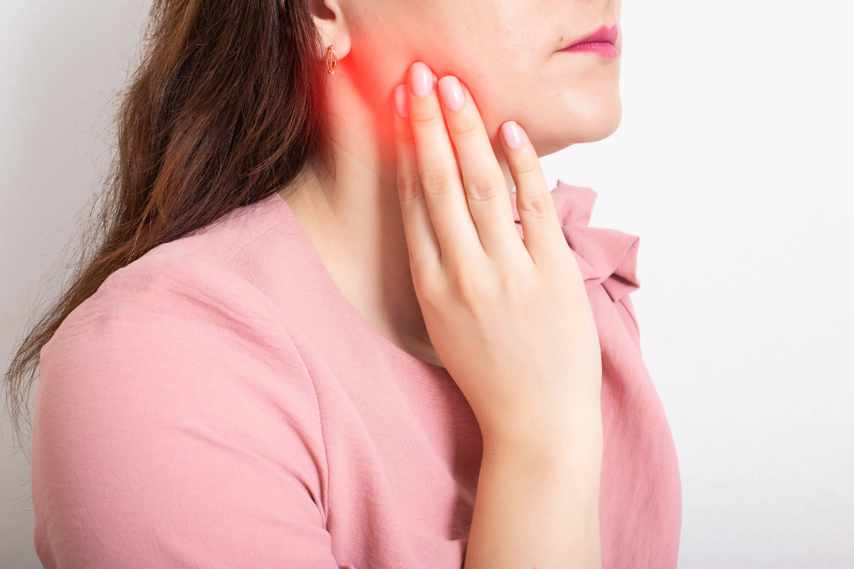 Maxillo Facciale A DV Clinic: L’estrazione Dei Denti Del Giudizio.